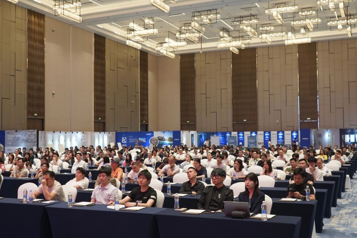 一場發(fā)布會，一場千人狂歡嘉年華 | 2025萬磊廣佛千人行完滿成功