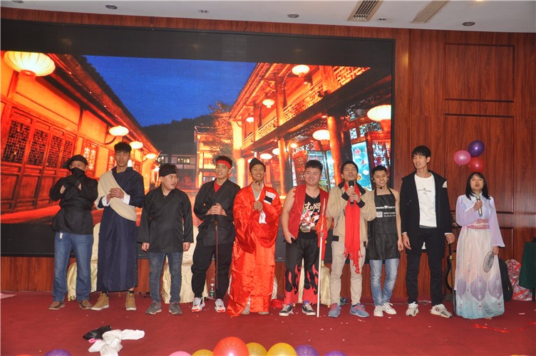 萬(wàn)磊人歡聚一堂，只為追逐2020“萬(wàn)磊夢(mèng)”！